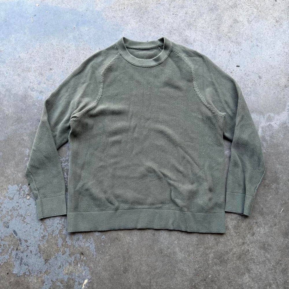 Lululemon textured knit sweater olive green size L